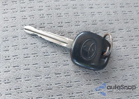 2008 Toyota Corolla Ce z USA, uszkodzony, nr VIN 1NXBR32EX8Z947412